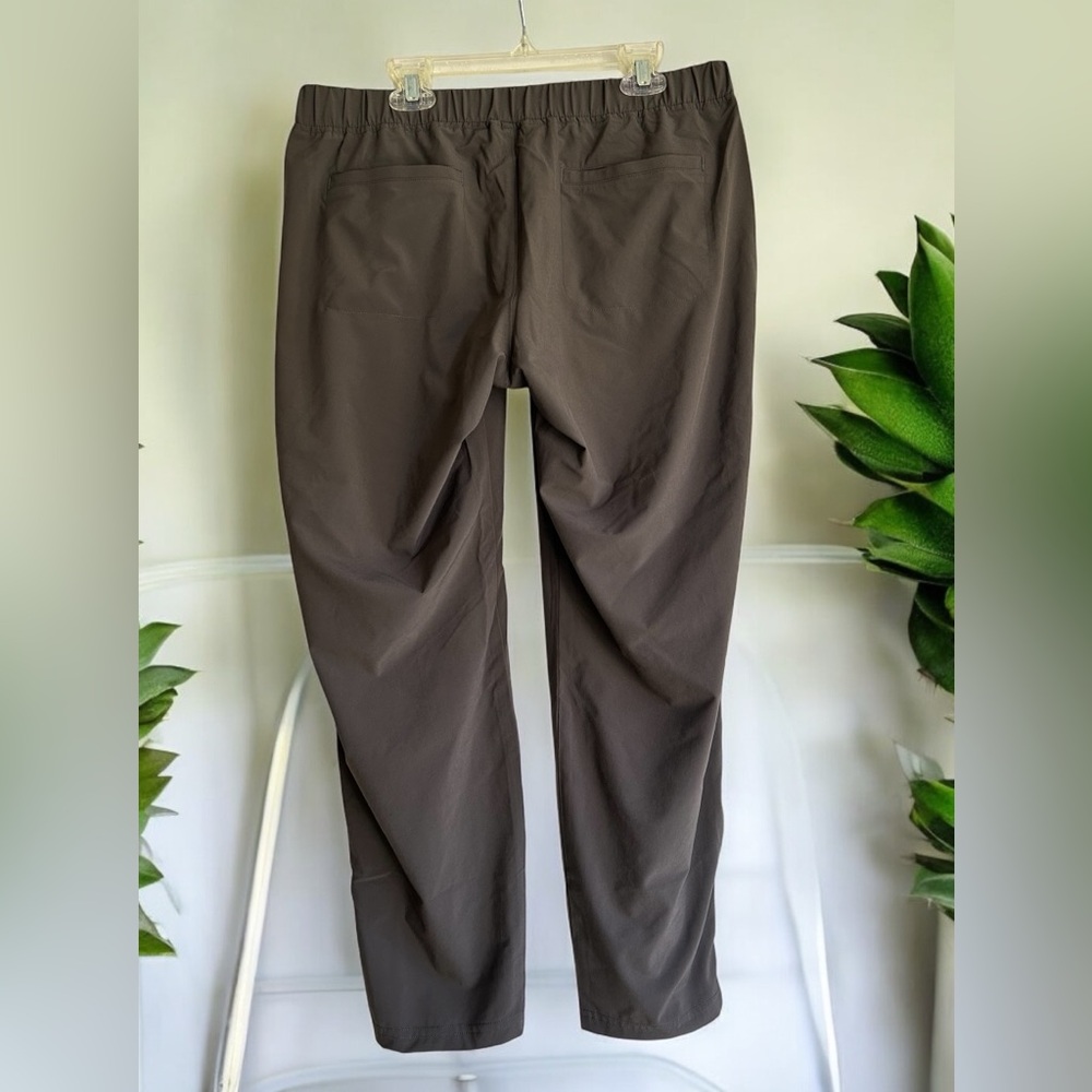 NWT Athleta Aspire Ankle Pant 10P - Picture 5 of 11